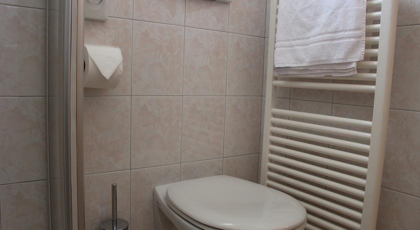 Schenna Garni Eden Bed & Breakfast Rom bilde