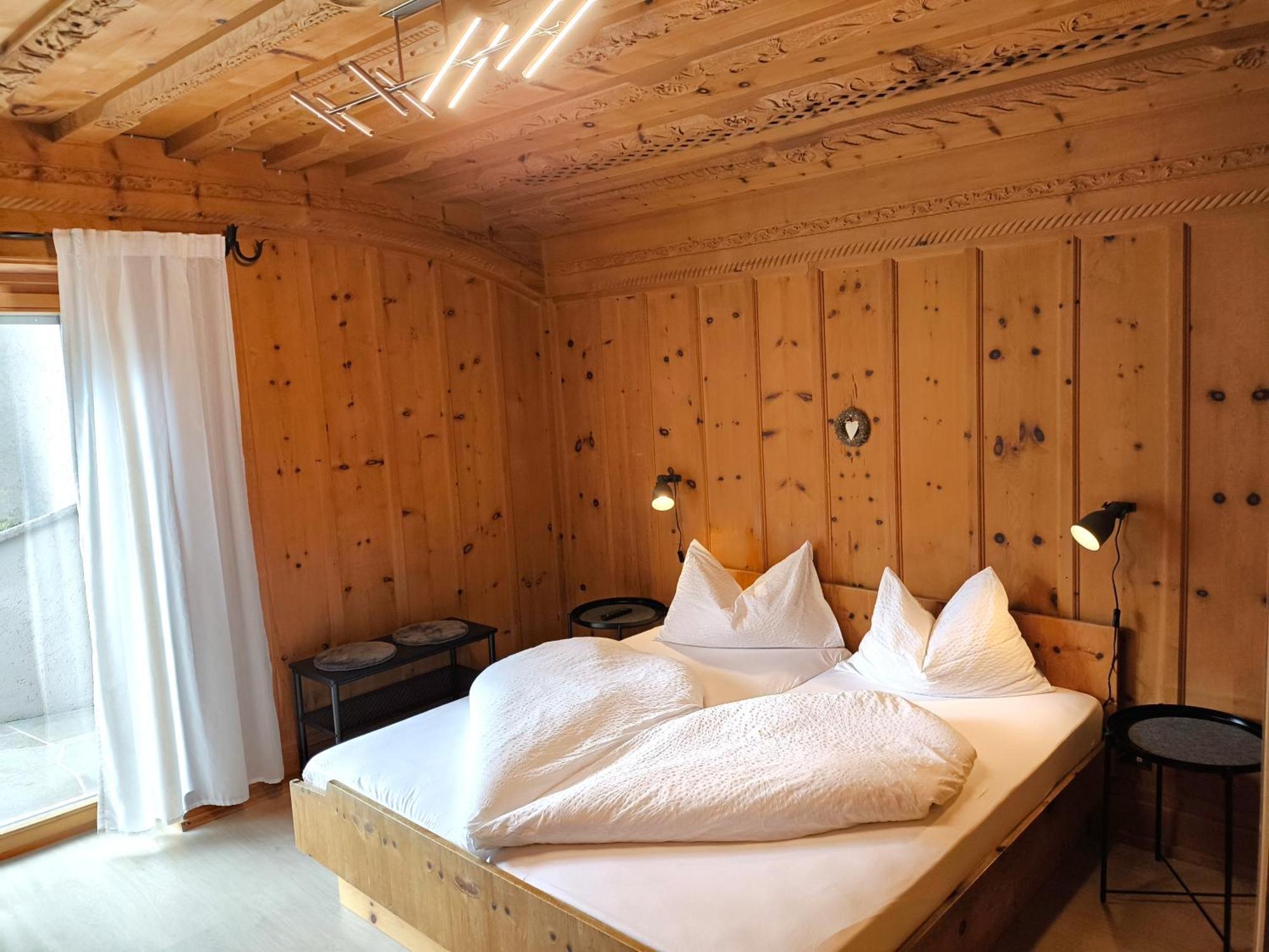 Schenna Garni Eden Bed & Breakfast Eksteriør bilde