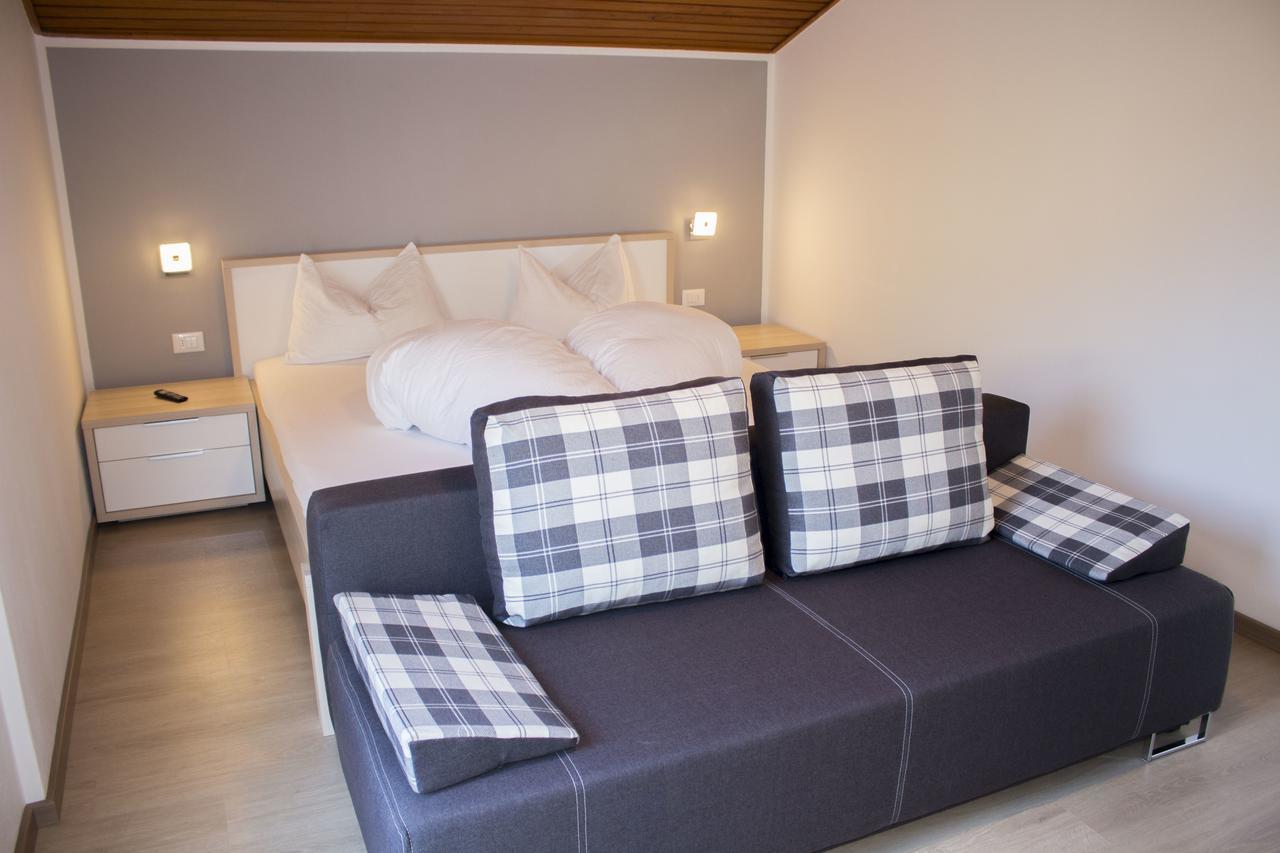 Schenna Garni Eden Bed & Breakfast Eksteriør bilde