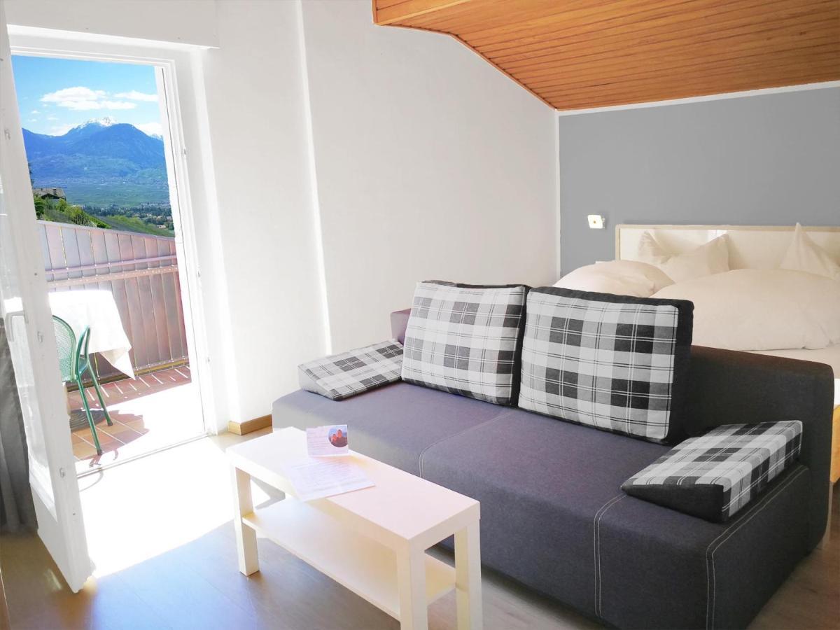 Schenna Garni Eden Bed & Breakfast Eksteriør bilde